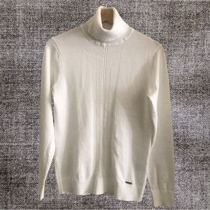 TOMMY HILFIGER Top Turtleneck White Long Sleeves Pullover Size S/P
